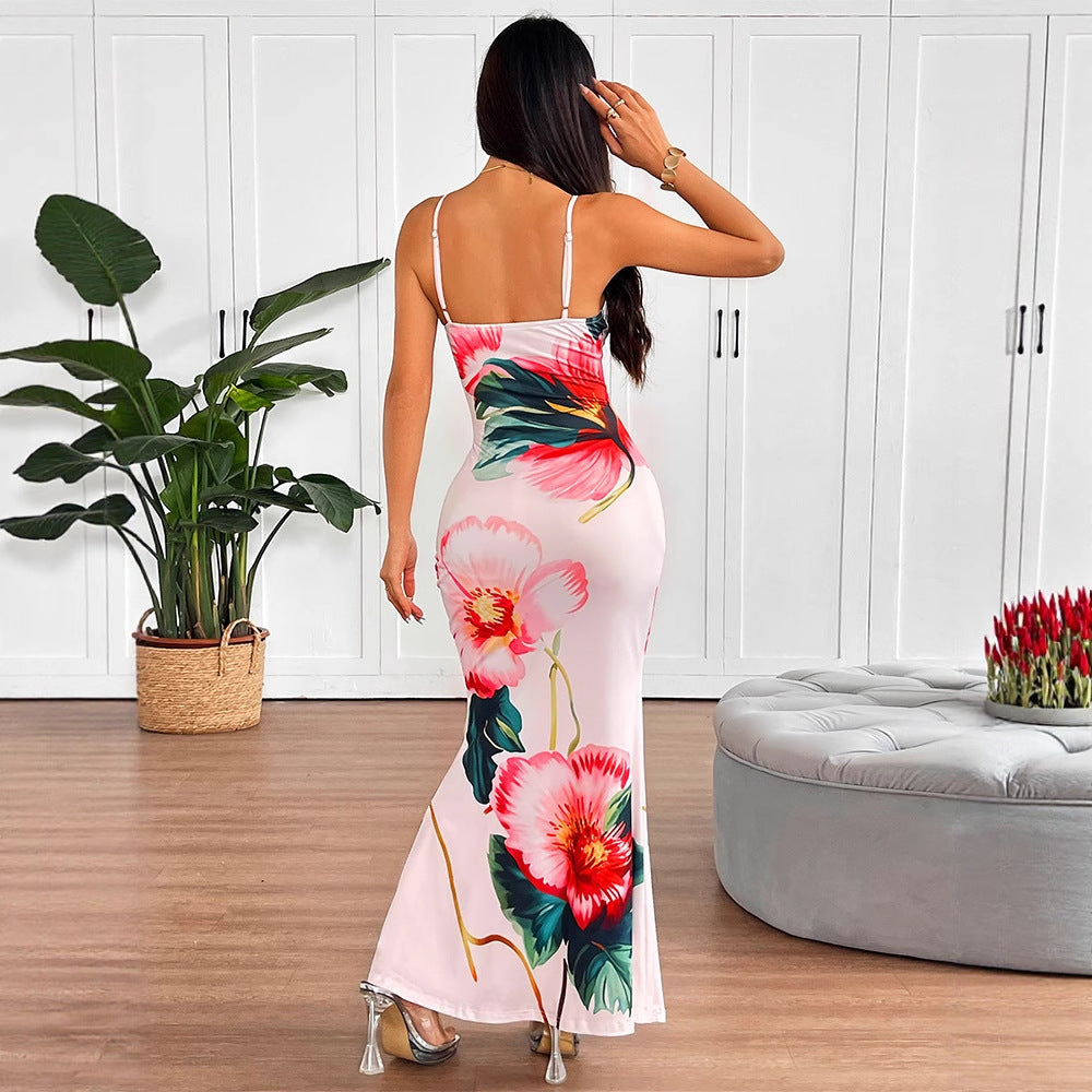 Elegant strapless floral long dress for women, featuring a backless design and flattering silhouette for evening events and parties in the US and Canada.