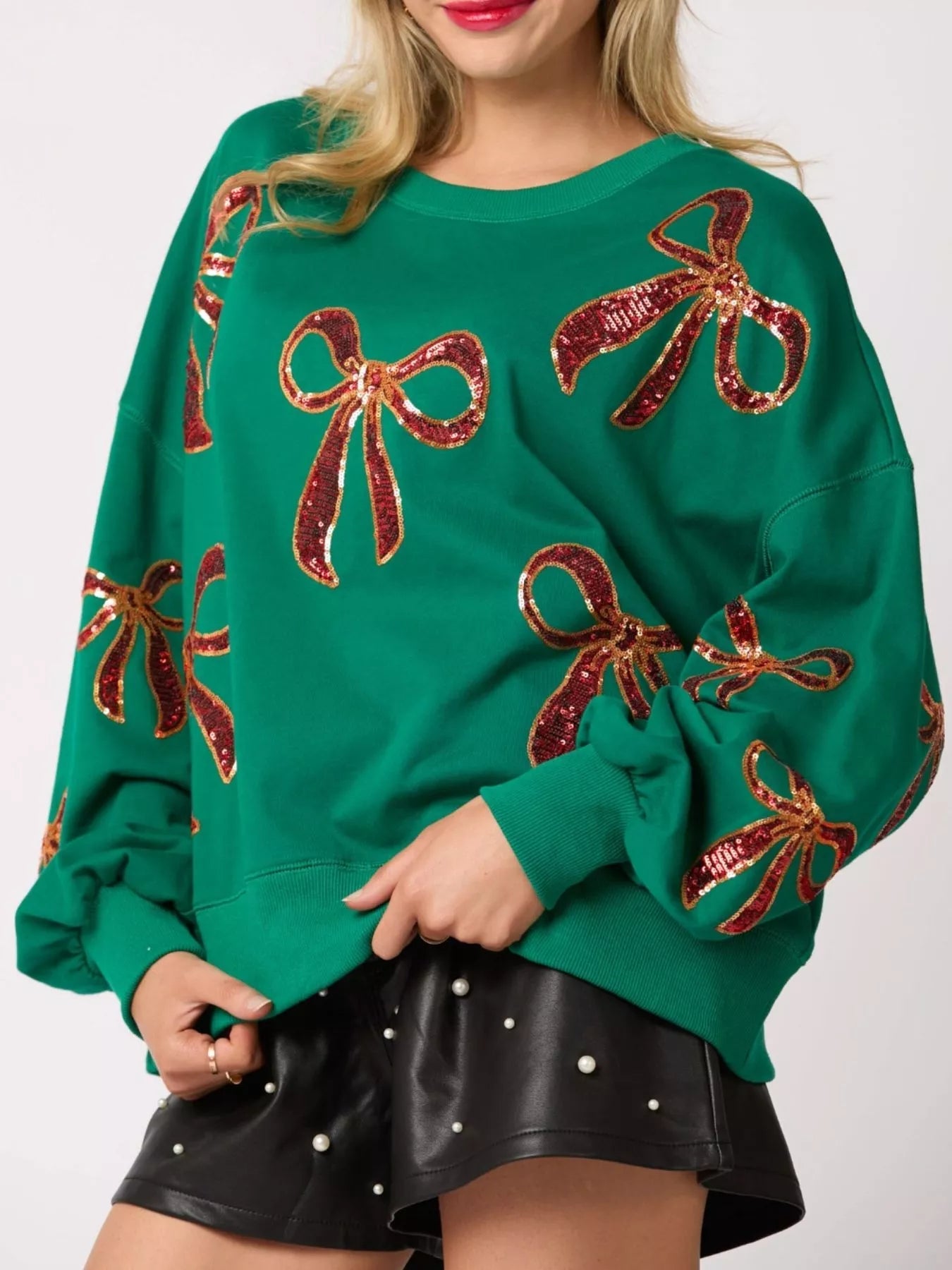 Christmas Sweatshirt – Sparkly Bow Women’s Cozy Holiday Fashion Women’s Holiday Sweatshirt - JOJO Fashion